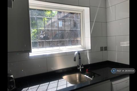 4 bedroom terraced house to rent, Jasper Road, London, E16