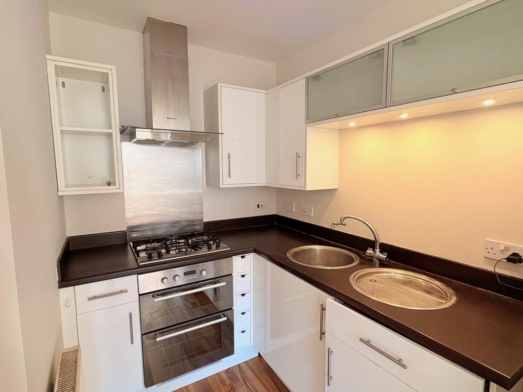 11-3 CC-Kitchen1