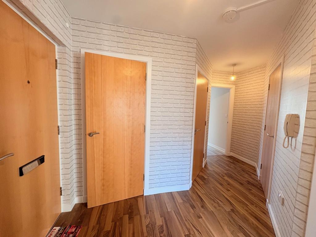 11-3 CC-Hallway