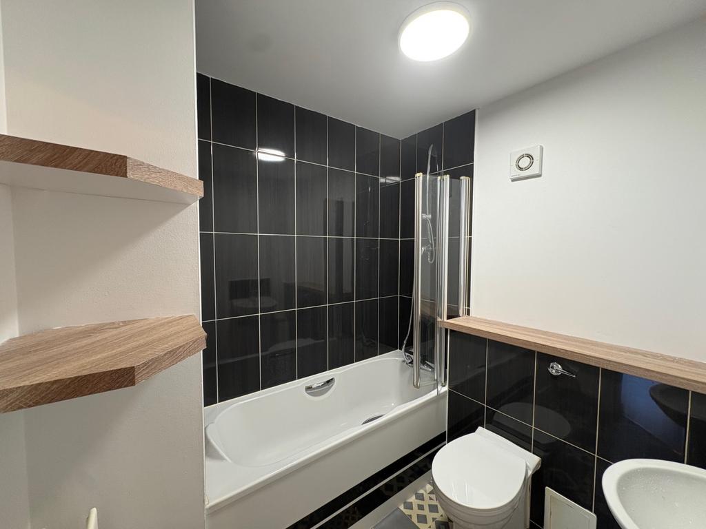11-3 CC-Bathroom
