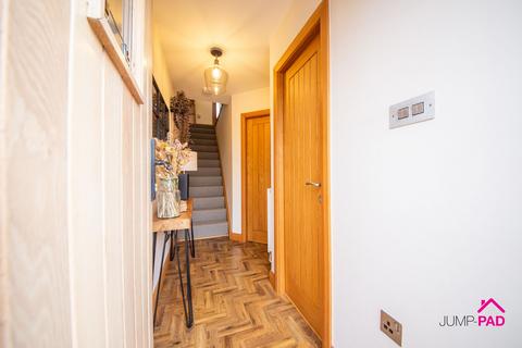 3 bedroom semi-detached house for sale, Makerfield Drive, Newton-Le-Willows, WA12