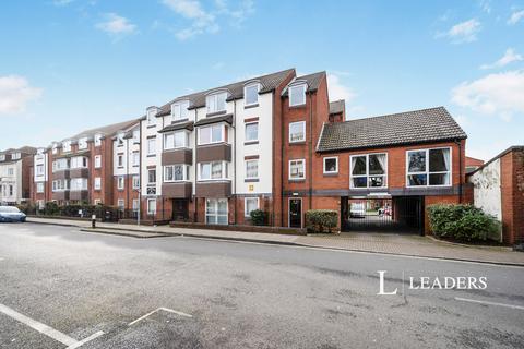 1 bedroom flat to rent, Homerose House, Cottage Grove, PO5