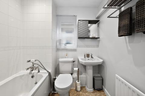 4 bedroom detached house for sale, Flagstaff Road, Waltham Abbey, EN9