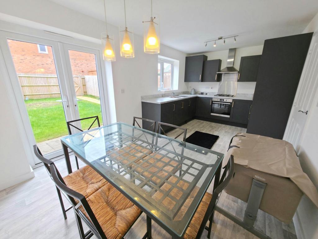 Dining Kitchen