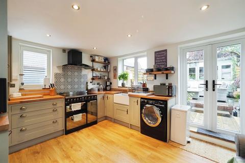 2 bedroom end of terrace house for sale, Ticknall Road, Hartshorne, Swadlincote