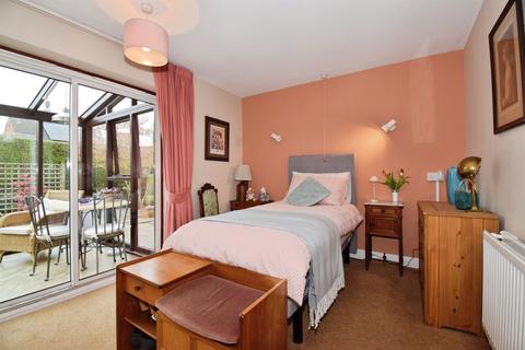 2 bedroom detached bungalow for sale, Milverton Close, WIGSTON