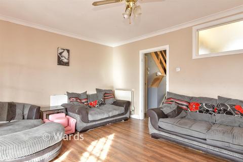 3 bedroom end of terrace house for sale, Beacon Road, Chatham, Kent