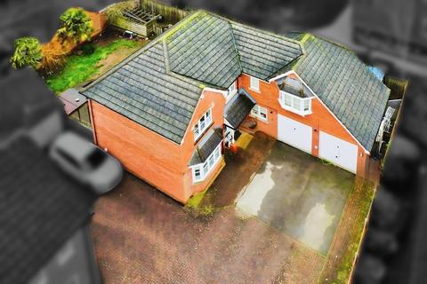 5 bedroom detached house for sale, Barons Close, Kirby Muxloe, LE9
