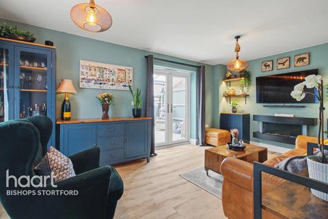 3 bedroom detached house for sale, Stansted CM24