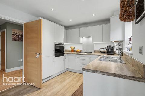 3 bedroom detached house for sale, Stansted CM24