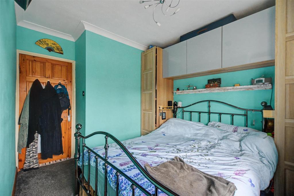 Bedroom 1 2.jpeg