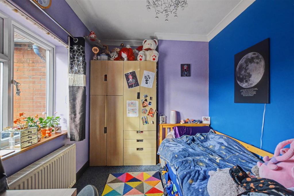 Bedroom 2 2.jpeg