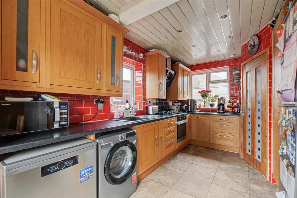 Kitchen Diner 4.jpeg