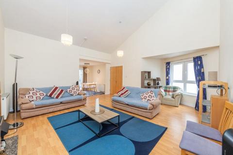 undefined, 0345L Wishaw Terrace, Edinburgh, EH7 6AF