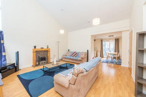 undefined, 0345L Wishaw Terrace, Edinburgh, EH7 6AF