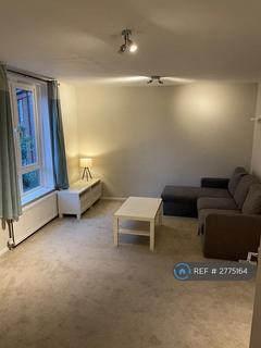 1 bedroom flat to rent, Wrights Green, London, SW4