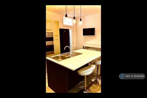 1 bedroom in a house share to rent, Chandos Rd, Harrow, HA1