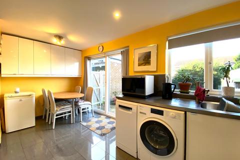 2 bedroom semi-detached house for sale, Bridle Close, Banbury OX16