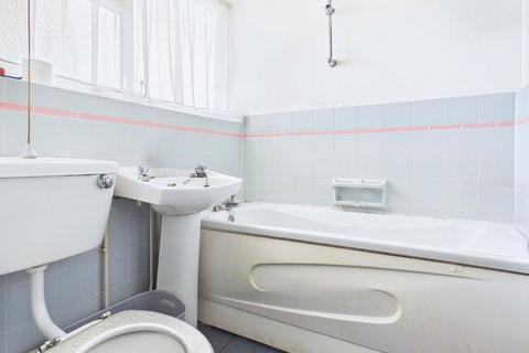 undefined, Kingsway, Hove, BN3 2TQ
