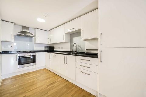2 bedroom flat to rent, Lodge Lane, London N12