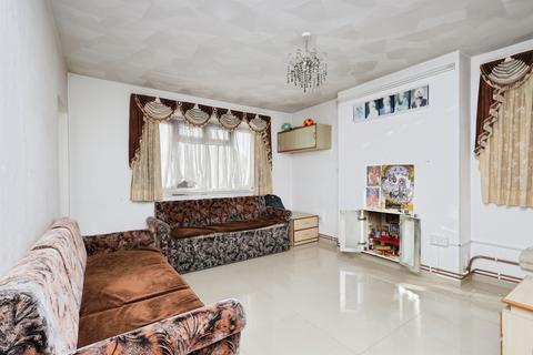 2 bedroom flat for sale, Bourne Street, Eastbourne