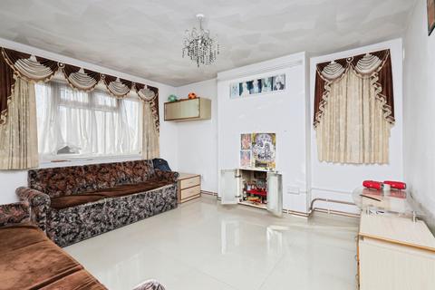 2 bedroom flat for sale, Bourne Street, Eastbourne