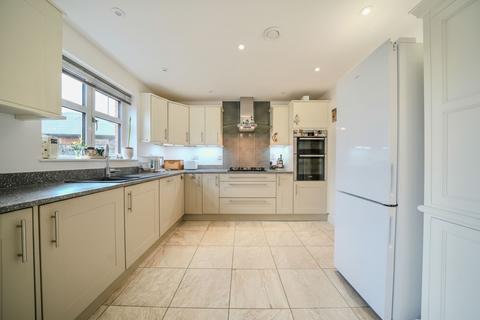 4 bedroom detached house for sale, Roughton Road, Cromer, NR27
