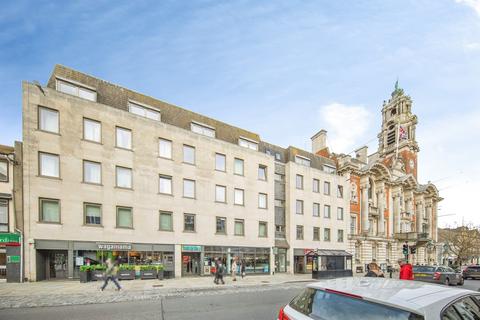 undefined, High Street, Colchester