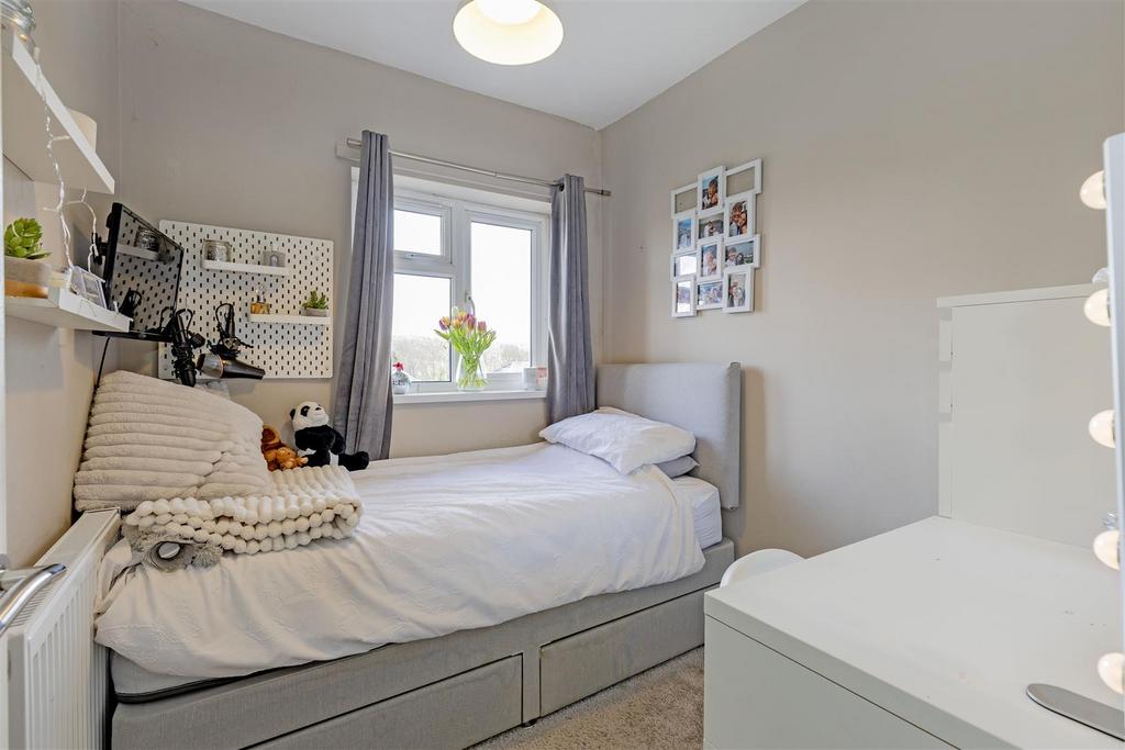 Bedroom 3-1.jpg