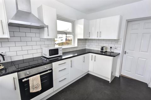 1 bedroom flat for sale, The Square, Stithians, Truro