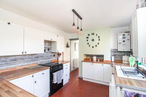 3 bedroom semi-detached house for sale, Albany Road, Crawley, West Sussex. RH11 7BZ