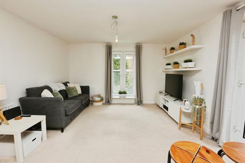 2 bedroom apartment for sale, White's Way, Hedge End, Southampton