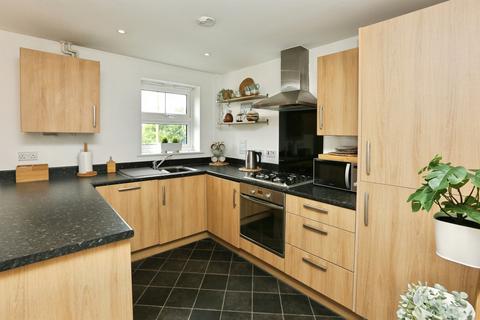 2 bedroom apartment for sale, White's Way, Hedge End, Southampton