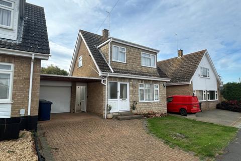 3 bedroom link detached house for sale, Hawthorn Road, Folksworth, Peterborough