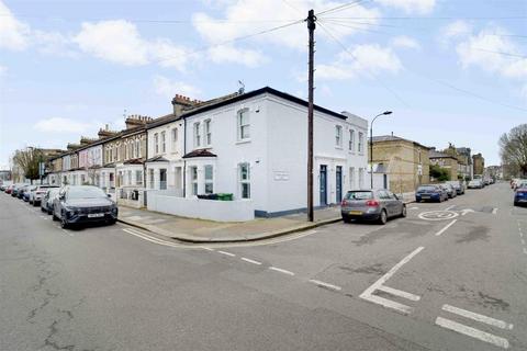 2 bedroom maisonette for sale, Sherbrooke Road, London