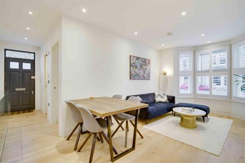 2 bedroom maisonette for sale, Sherbrooke Road, London
