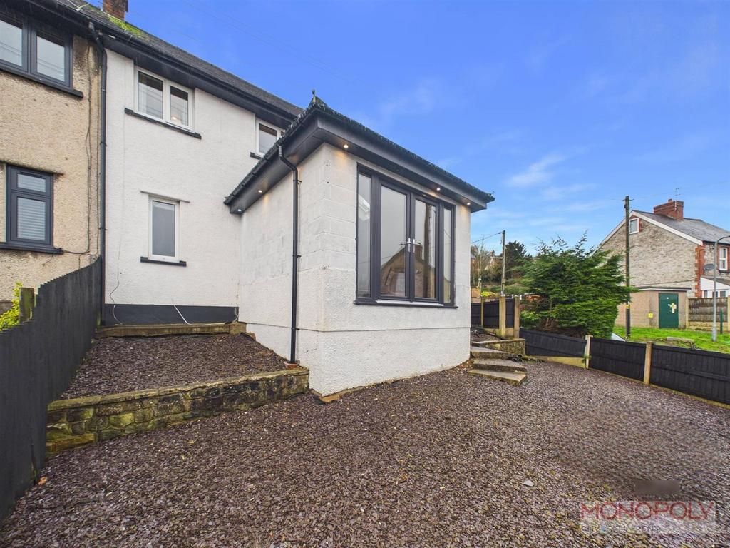 CAM01943 G0-PR0622-STILL034.jpg