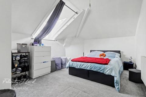 2 bedroom flat to rent, Burrage Road, London