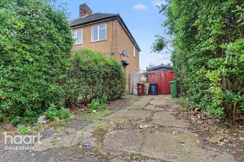 3 bedroom terraced house for sale, Winmill Road, Essex