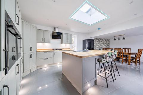 4 bedroom detached house for sale, South Molton