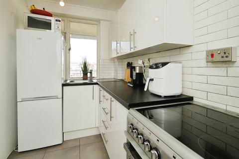 3 bedroom apartment for sale, Kings Road, Brighton
