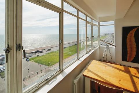 3 bedroom apartment for sale, Kings Road, Brighton