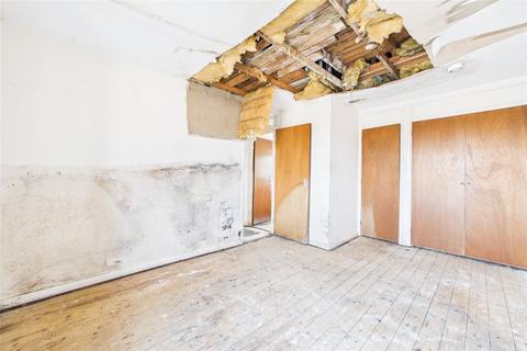 2 bedroom end of terrace house for sale, Sellafield Way, Lower Earley, Reading, Berkshire, RG6
