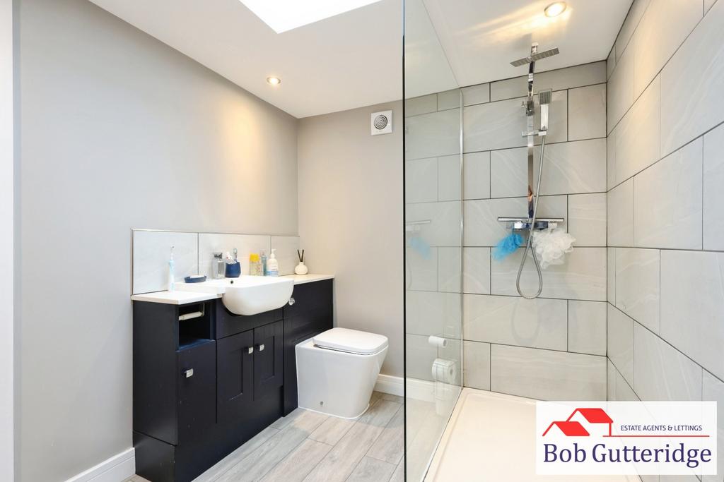 En suite shower room