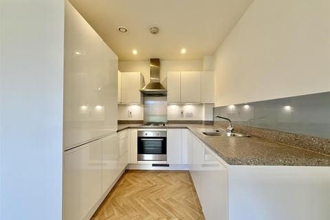 1 bedroom apartment for sale, Hunting Place, Heston TW5