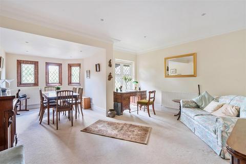 3 bedroom apartment for sale, Holly Hill Drive, Banstead