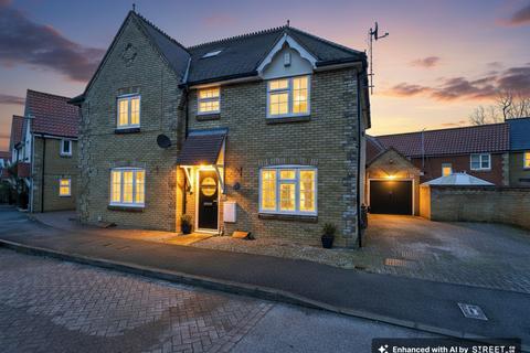 undefined, Bramble Tye, Basildon SS15