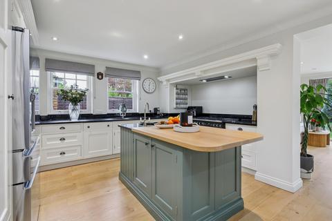 5 bedroom detached house for sale, Ruxley Crescent, Claygate, Esher, Surrey KT10