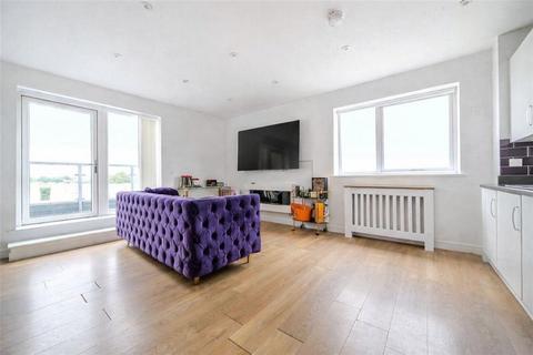 2 bedroom apartment for sale, Hillier Court, 53 Well Grove, London, Greater London, N20