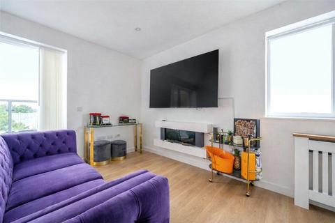 2 bedroom apartment for sale, Hillier Court, 53 Well Grove, London, Greater London, N20